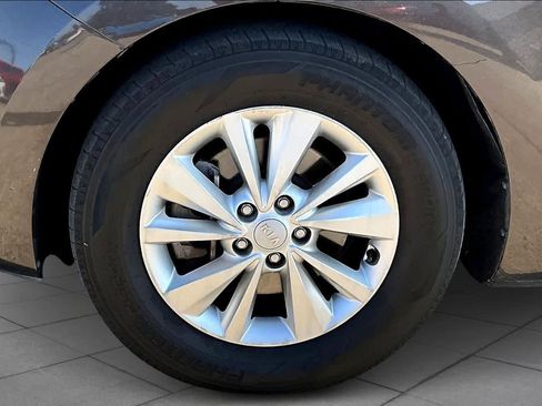 Used 2016 Kia Sedona LX w/ Option Group 020 image 9