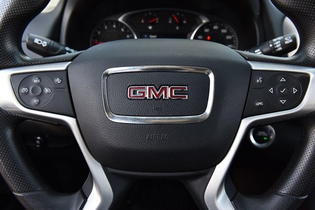 Used 2024 GMC Terrain SLE AWD/4WD image 18