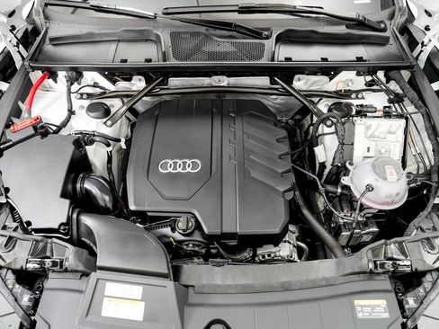 Certified 2025 Audi Q5 2.0T Premium Plus w/ Premium Plus Package image 25