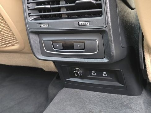 Used 2022 Audi Q7 3.0T Premium Plus image 35