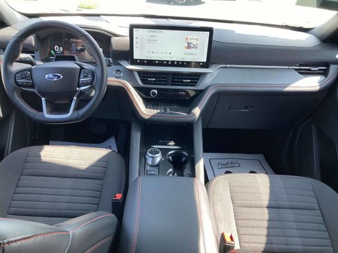 Used 2025 Ford Explorer ST-Line w/ Premium Package RWD image 19