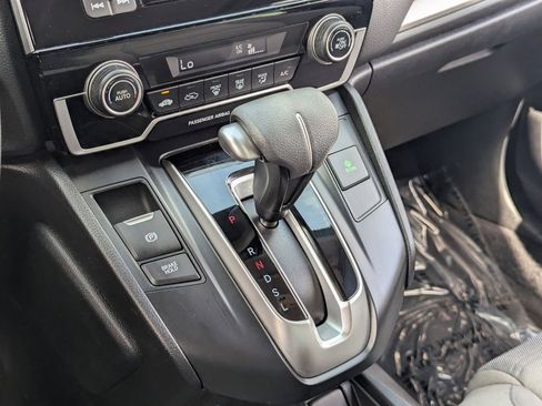 Certified 2017 Honda CR-V LX image 27