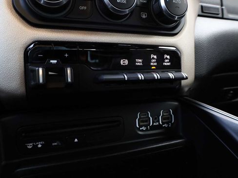 Used 2019 RAM 2500 Laramie AWD/4WD image 22