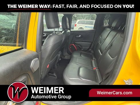 Used 2019 Jeep Renegade Trailhawk AWD/4WD image 9