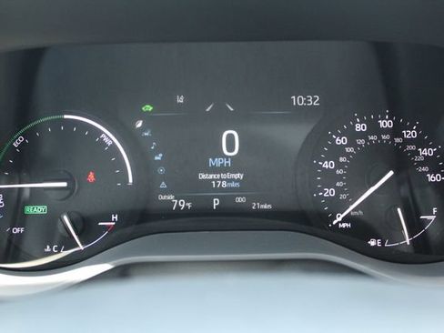 Certified 2026 Toyota Sienna XLE FWD image 63