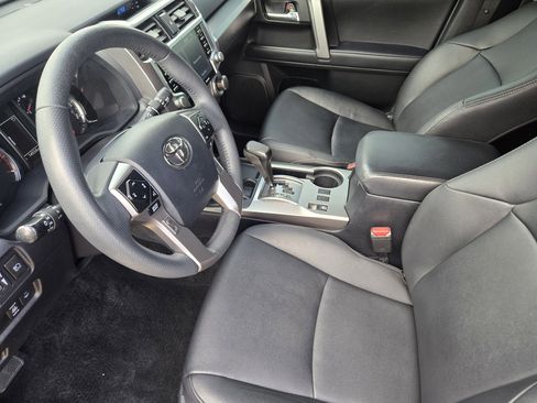 Used 2022 Toyota 4Runner TRD Sport image 13