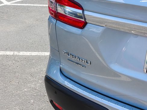 Used 2022 Subaru Ascent Premium w/ Convenience Package AWD/4WD image 9