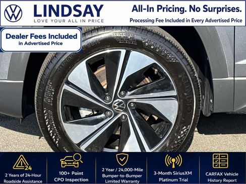 Certified 2025 Volkswagen Taos SE w/ Panoramic Sunroof Package AWD/4WD image 6