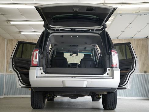 Used 2016 GMC Yukon Denali w/ Open Road Package AWD/4WD image 41