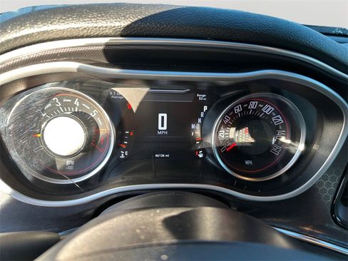 Certified 2018 Dodge Challenger R/T Plus image 29