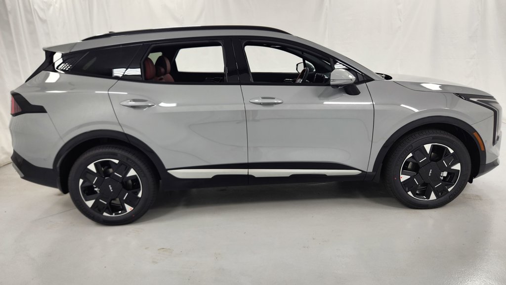 New 2026 Kia Sportage SX AWD/4WD image 2