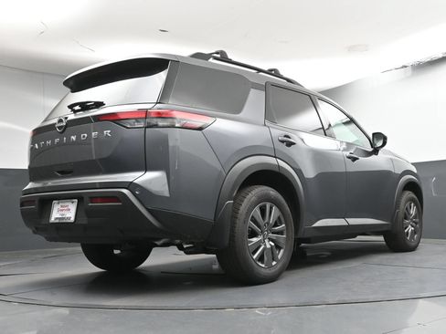 Certified 2025 Nissan Pathfinder SV FWD image 26