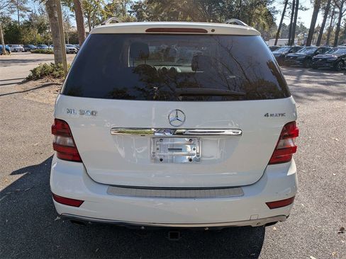 Used 2010 Mercedes-Benz ML 350 4MATIC image 5