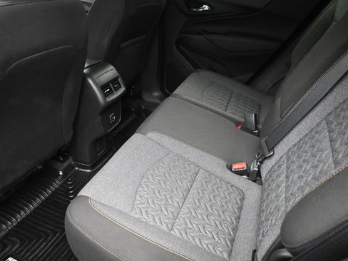 Used 2024 Chevrolet Equinox LT AWD/4WD image 12