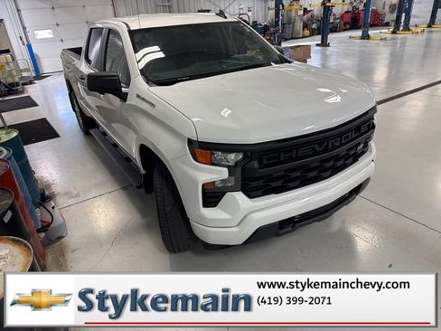 Used 2023 Chevrolet Silverado 1500 Custom image 28