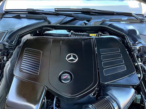 Used 2023 Mercedes-Benz C 300 Sedan image 10