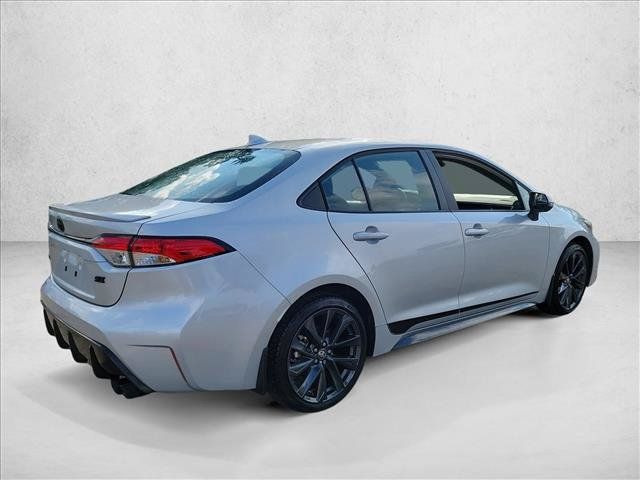 Used 2026 Toyota Corolla SE FWD image 5