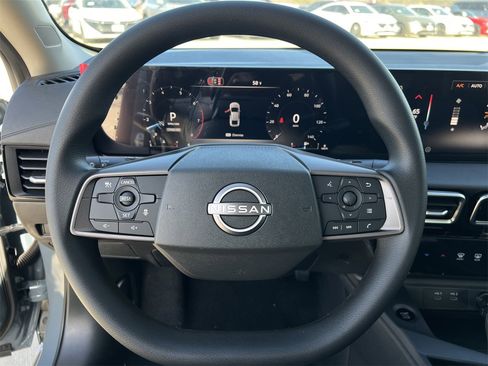 New 2026 Nissan Sentra SV image 9