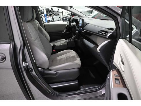 Used 2023 Toyota Sienna LE FWD image 15