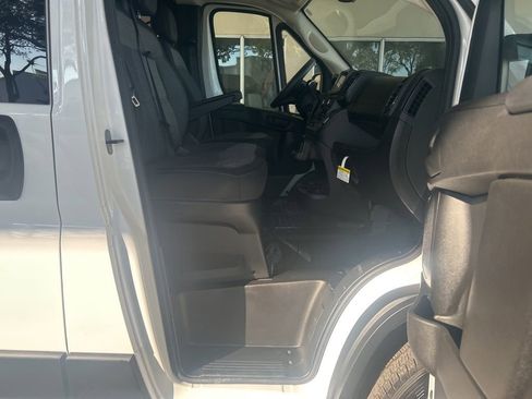 New 2025 RAM ProMaster 3500 w/ Crew Van Package image 18