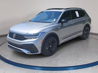 Certified 2023 Volkswagen Tiguan SE R-Line FWD video 1