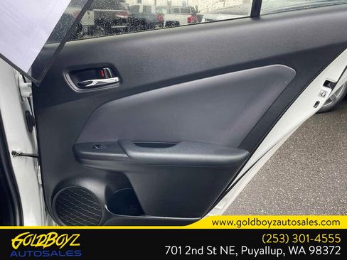 Used 2021 Toyota Prius image 22