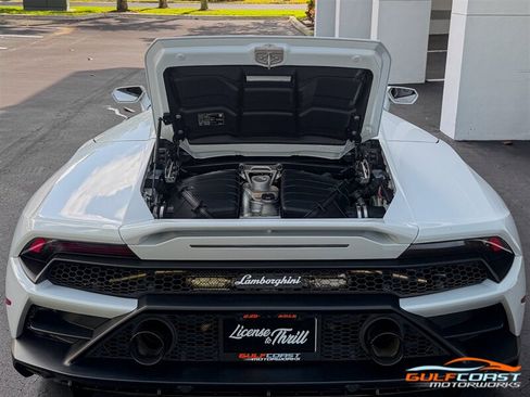 Used 2020 Lamborghini Huracan EVO AWD/4WD image 39