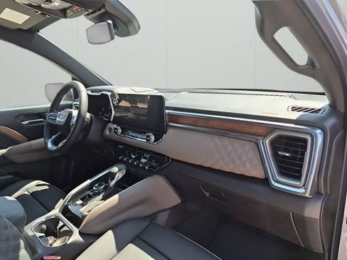 New 2026 GMC Canyon Denali AWD/4WD image 16