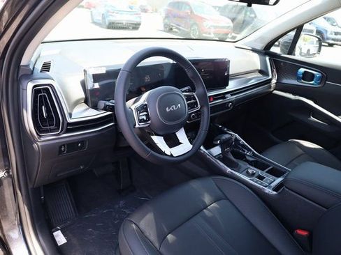 New 2025 Kia Sorento S w/ Panoramic Sunroof Package image 11