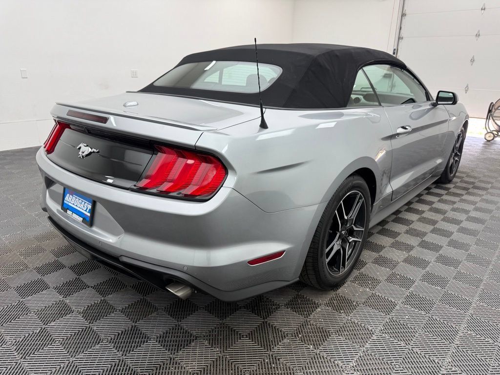 Used 2023 Ford Mustang Premium RWD image 9