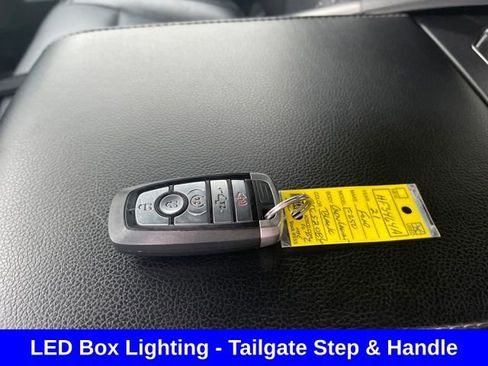 Used 2021 Ford F250 Lariat w/ Lariat Ultimate Package image 16