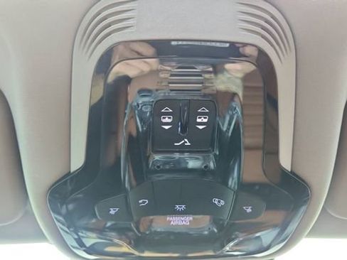 Used 2017 Alfa Romeo Giulia Ti w/ TI 19" Sport Package image 56