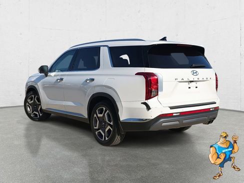 Used 2023 Hyundai Palisade Limited image 7