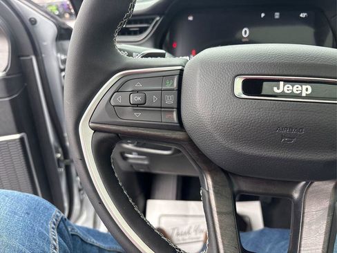 New 2026 Jeep Grand Cherokee L Limited AWD/4WD image 25