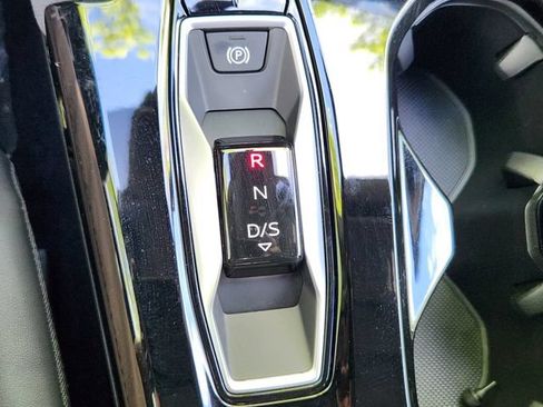 New 2026 Audi SQ5 Prestige AWD/4WD image 18