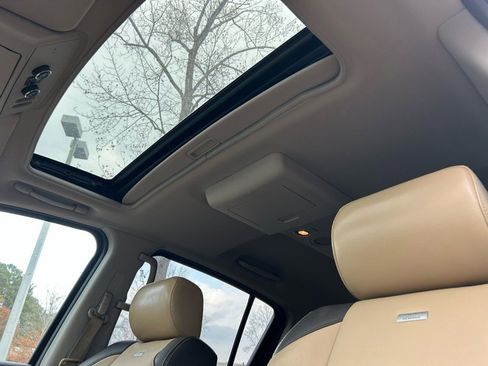 Used 2015 Nissan Armada Platinum w/ Platinum Reserve Package image 12