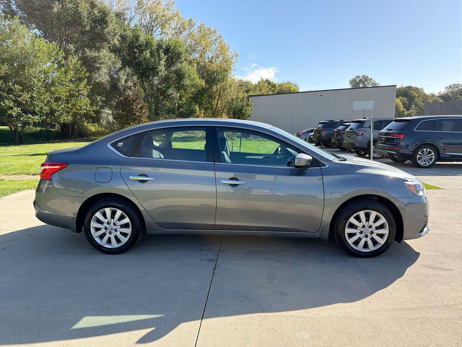 Used 2017 Nissan Sentra S FWD image 7