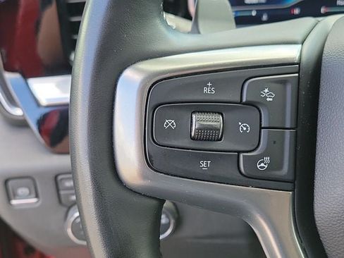 Used 2023 Chevrolet Silverado 1500 LT AWD/4WD image 10