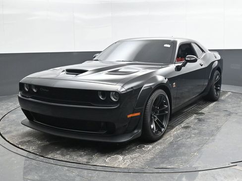 Used 2023 Dodge Challenger R/T Scat Pack image 6
