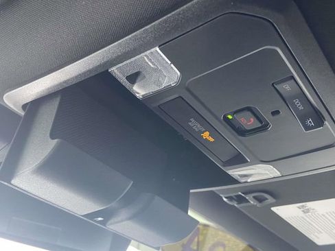 Used 2024 Toyota Tacoma SR5 image 30