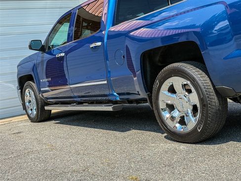 Used 2015 Chevrolet Silverado 1500 LTZ Z71 w/ LTZ Plus Package AWD/4WD image 20
