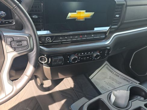 Used 2022 Chevrolet Silverado 1500 LT w/ All Star Edition Plus RWD image 11