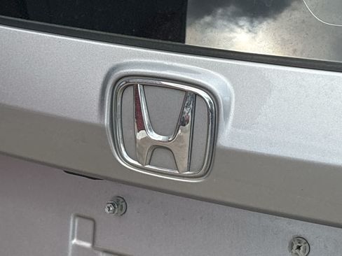 Used 2023 Honda CR-V LX image 11