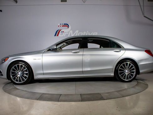 Used 2015 Mercedes-Benz S 550 4MATIC Sedan image 3