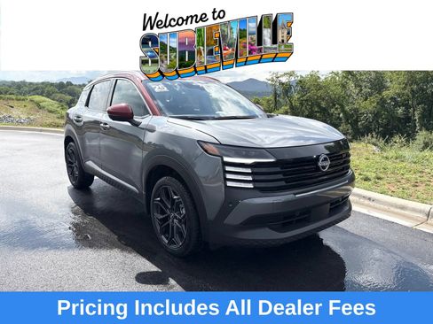Used 2025 Nissan Kicks SR AWD/4WD image 1