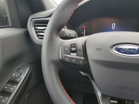 Used 2024 Ford Escape ST-Line w/ Tech Pack #1 image 12