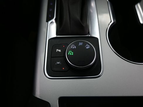 Used 2022 Chevrolet Blazer LT AWD/4WD image 25
