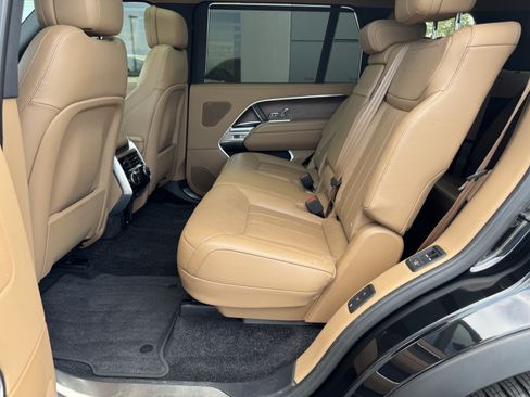Certified 2024 Land Rover Range Rover Long Wheelbase SE AWD/4WD image 5