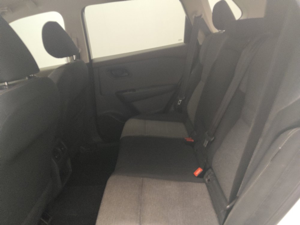 Used 2021 Nissan Rogue S FWD image 18