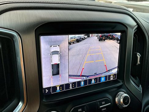 Used 2022 GMC Sierra 3500 Denali AWD/4WD image 25